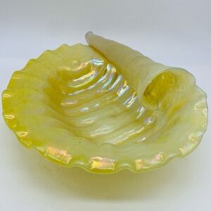 Antique c.1890 Bohemian KRALIK Iridescent Gold Glass Shell Bowl
